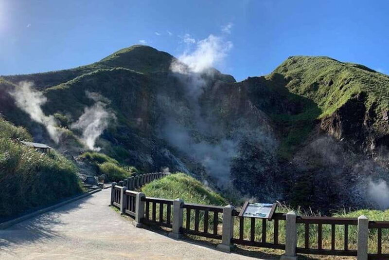 From Taipei: Beitou & Yangmingshan Private Day Tour - Exploring Taiwan’s Natural and Cultural Treasures