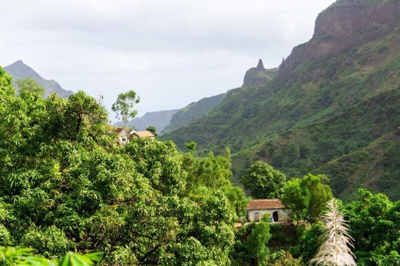 From Tarrafal: Serra to Principal Hike & Lunch with locals - Who Should Consider This Tour?
