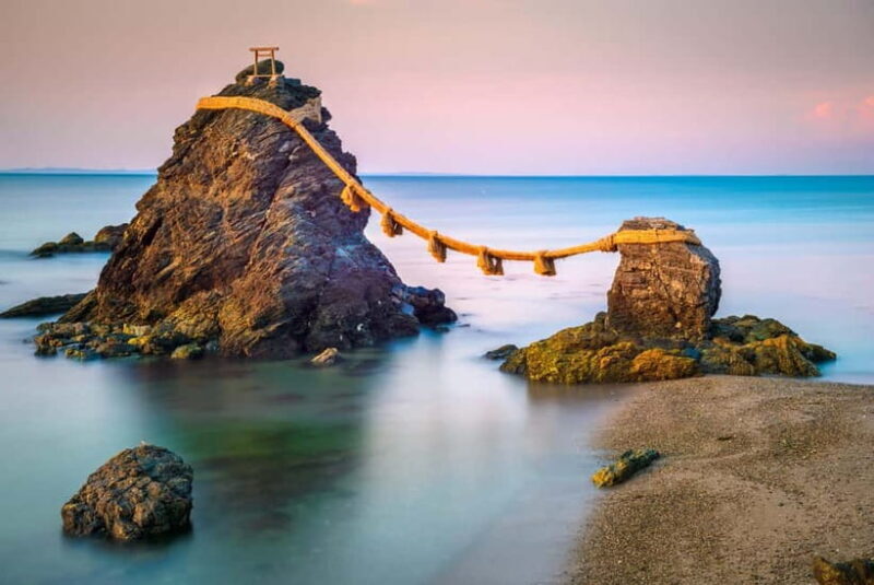 From Tokyo: Private Tour to Kamakura - Temples, Sea, Onsen - Discover Kamakura: A Private Day Tour from Tokyo