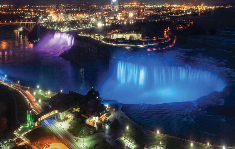 From Toronto: Winter Festival of Lights Niagara Falls Tour - Analyzing the Tour Experience