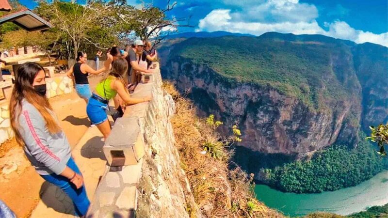 From Tuxtla Sumidero Canyon, Viewpoint & San Cristobal Tour - Exploring the Tuxtla Sumidero Canyon, Viewpoint & San Cristobal Tour
