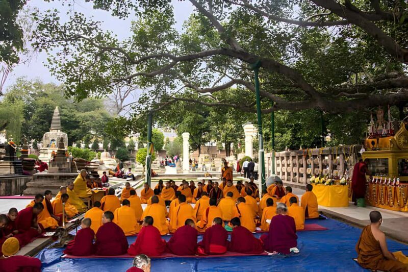 From Varanasi: Private Same Day Bodhgaya Tour - What the Reviews Reveal