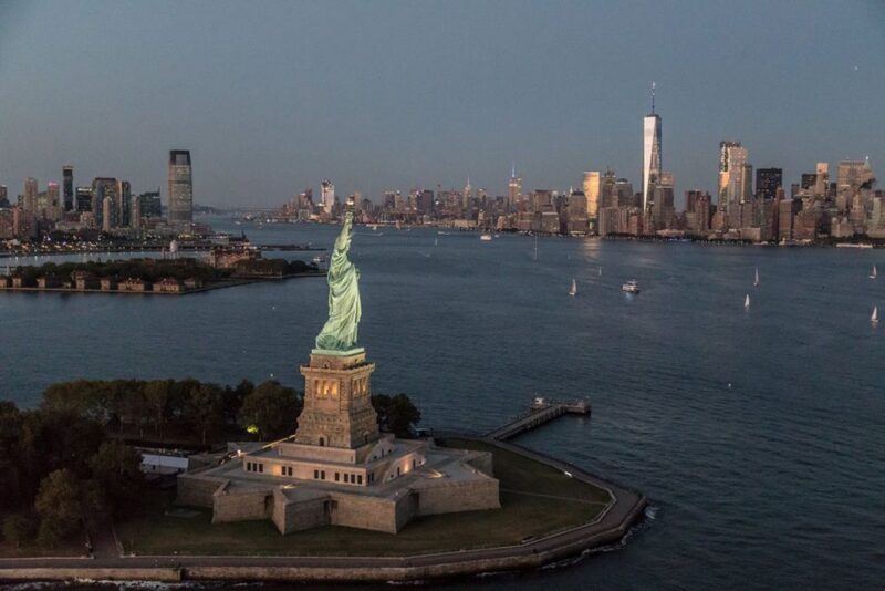From Westchester: NYC Private Helicopter Tour for Couples - FAQ