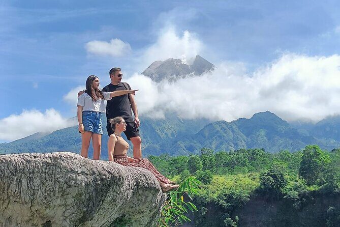 From Yogyakarta: Mount Bromo Sunrise and ijen crater Blue Fire - 3 Days - Who Should Consider This Tour?