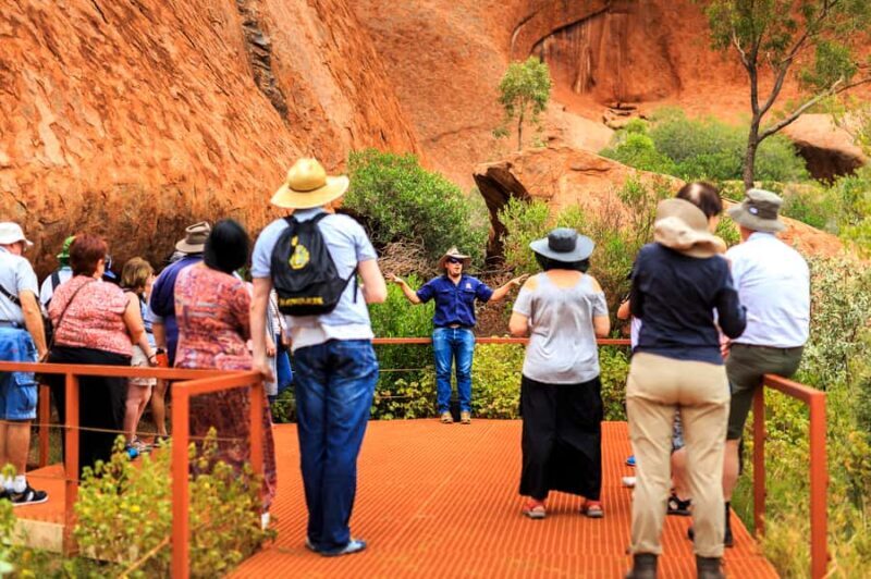 From Yulara: Uluru Tour and Sunset BBQ - FAQ