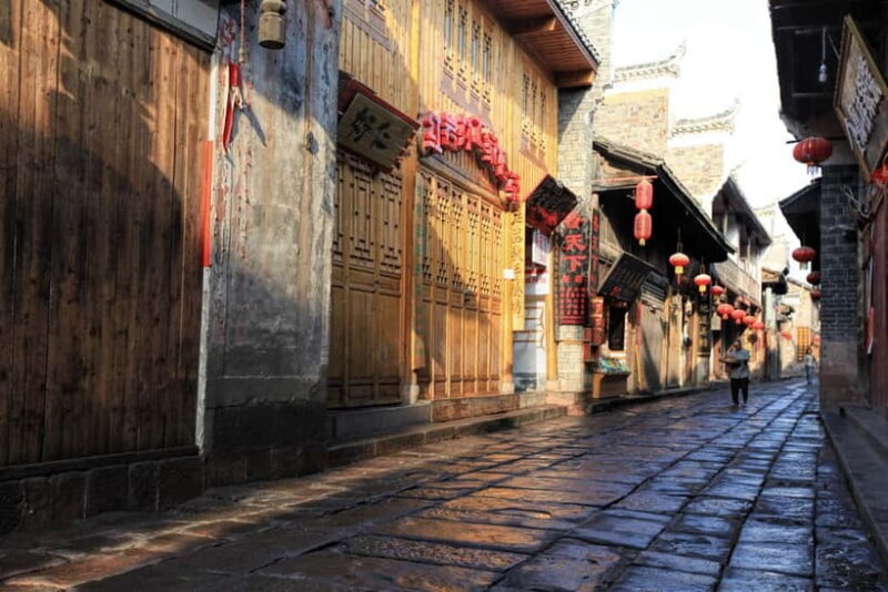 From Zhangjiajie: Fenghuang Ancient Town & Furong Town Tour - Key Points