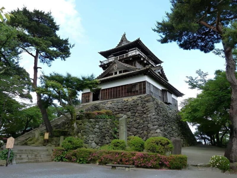 Fukui: Maruoka Castle Admission Ticket - Discovering Maruoka Castle: An Authentic Peek into Japan’s Sengoku Past