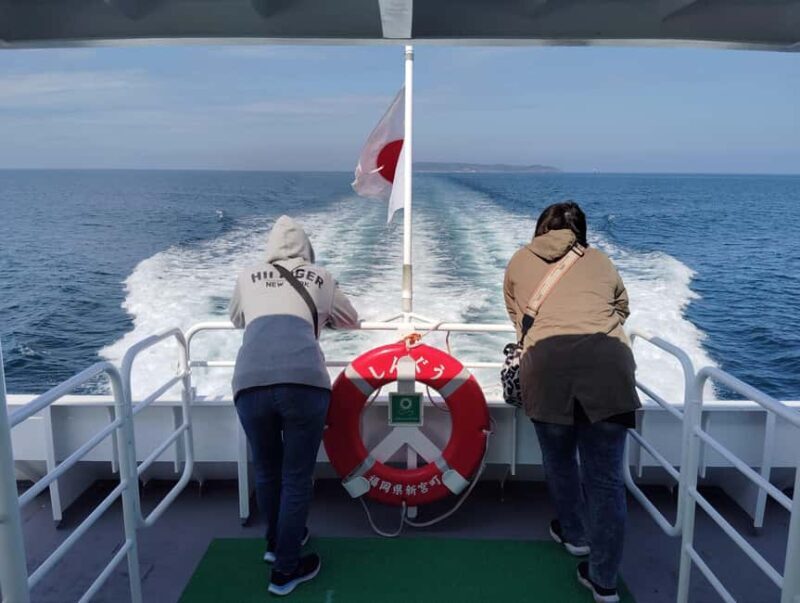 Fukuoka: Cats Island, Ainoshima Guided Tour from Hakata - Key Points