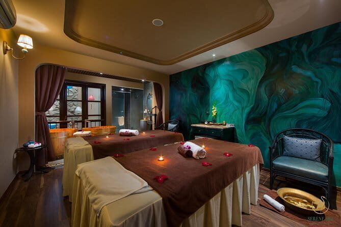 Full Body Combo with Aromatherapy or Deep Tissue treatment - The Experience in Context