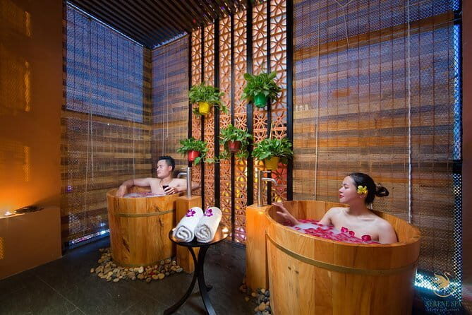 Full Body Combo with Aromatherapy or Deep Tissue treatment - Who Should Book This?