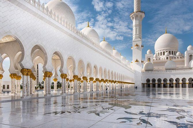Full-Day Abu Dhabi City Tour From Dubai - Exploring the Full-Day Abu Dhabi City Tour From Dubai
