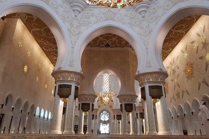 Full-Day Abu Dhabi City Tour from Dubai Including Lunch - A Deep Dive into the Itinerary