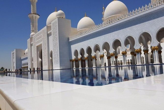Full-Day Abu Dhabi City Tour from Dubai Including Lunch - FAQ