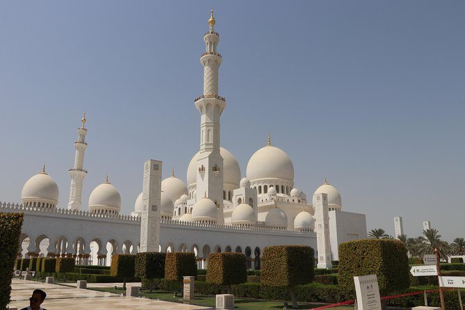 Full Day Abudhabi City Tour with Ferrari World Theme Park Ticket - What the Tour Includes and What to Expect
