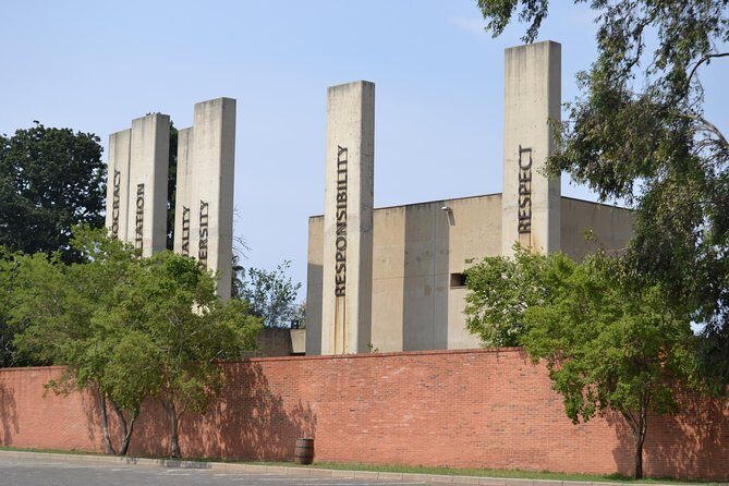 Full day Apartheid Museum & Soweto Tour from Pretoria&Johannesburg, every FRIDAY - Key Points