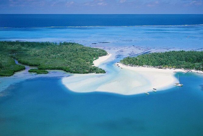 Full-Day At Ile Aux Cerf: Speed Boat, GRSE, Lunch On A Private Island & Transfer - FAQ