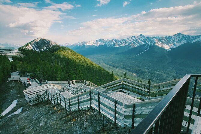 Full Day Banff Lakes and Gondola Tour from Calgary - FAQ
