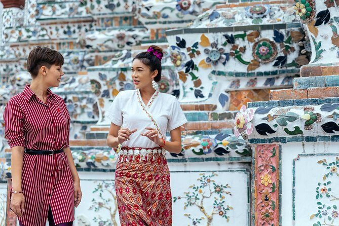 Full Day Bangkok PRIVATE City Tour With Locals - Wat Trimit & Wat Pho tickets - Who Will Love This Tour?