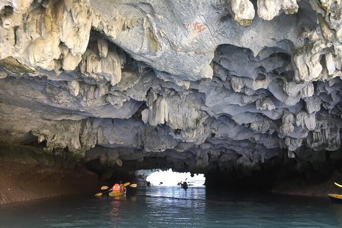 Full day Boat Tour Lan Ha Bay - Ha Long Bay: Kayak, Beach Hopping - Who Should Consider This Tour?