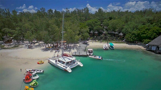 Full-Day Catamaran Cruise to Île aux Cerfs with BBQ Lunch - FAQ (Frequently Asked Questions)
