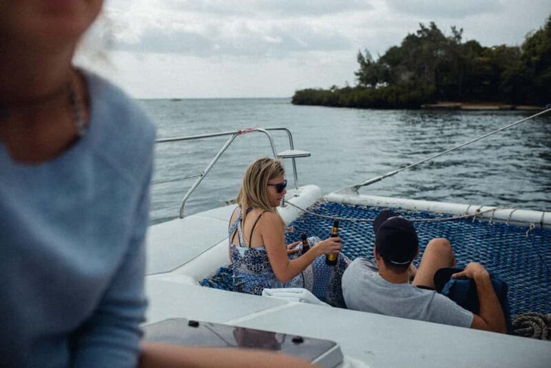 Full-day Catamaran Cruise to Ile aux Cerfs with Lunch - Key Points