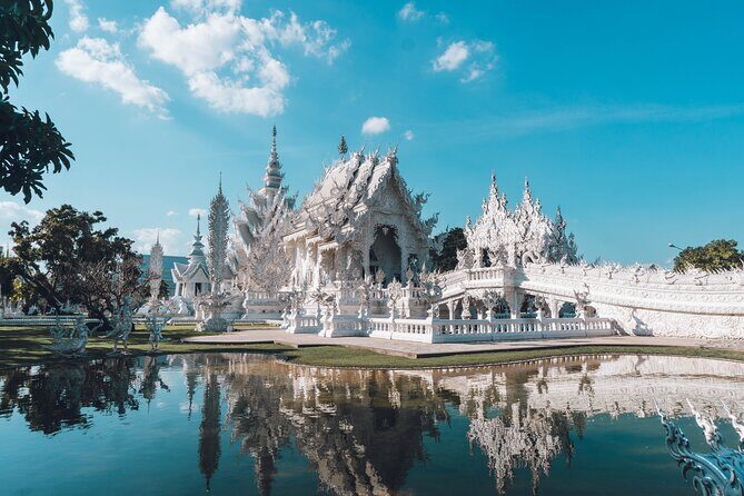 Full-Day Chiang Rai Temples Tour from Chiang Mai with Hot Spring - Exploring the Itinerary in Detail