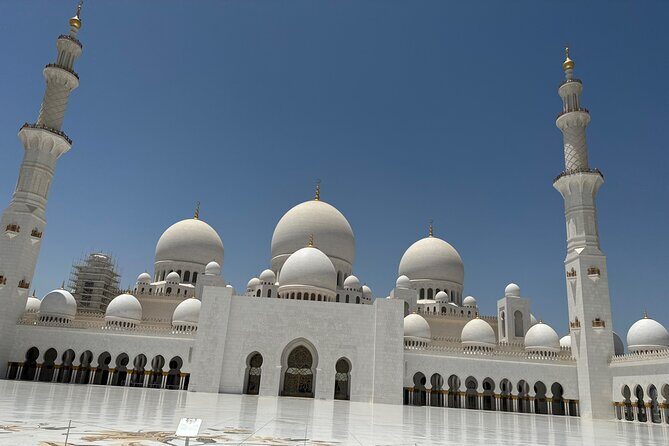 Full-day City Tour from Dubai to Abu Dhabi - Corniche Beach: A Relaxing Break