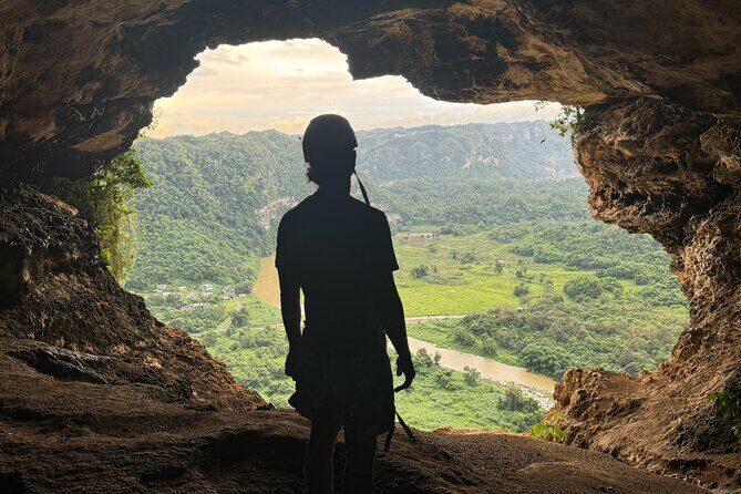 Full-Day Cueva Ventana, Indian Cave and Waterfall Adventure - FAQs