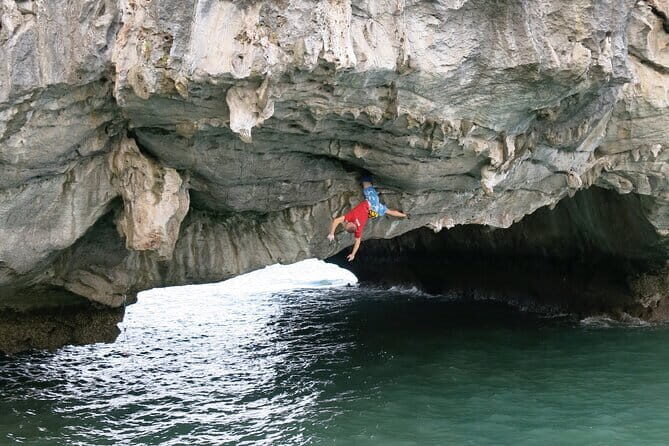 Full day deep water soloing - Kayaking in Cat Ba - Ha Long Bay. - A Detailed Look at the Tour Experience
