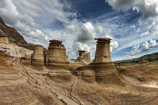 Full Day Drumheller Tour from Calgary by Coach - Who Should Take This Tour?