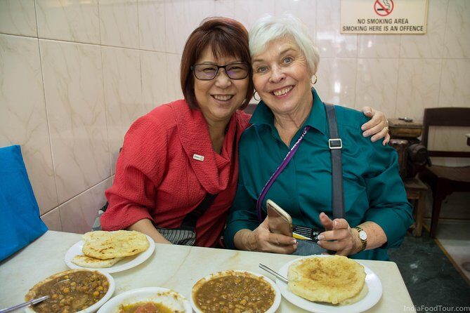 Full Day Food Tour Of Delhi with a chef. Includes Tea Tasting - Key Points