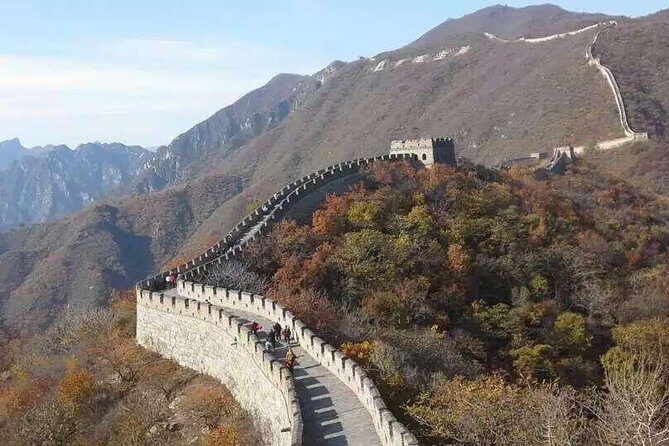 Full Day Great Wall Tour: Juyongguan, Badaling and Mutianyu - The Journey Begins: Badaling