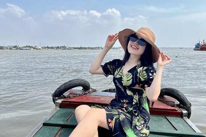 Full Day Guided Mekong Delta Day Tour in Vietnam (Multilingual) - Food and Refreshments