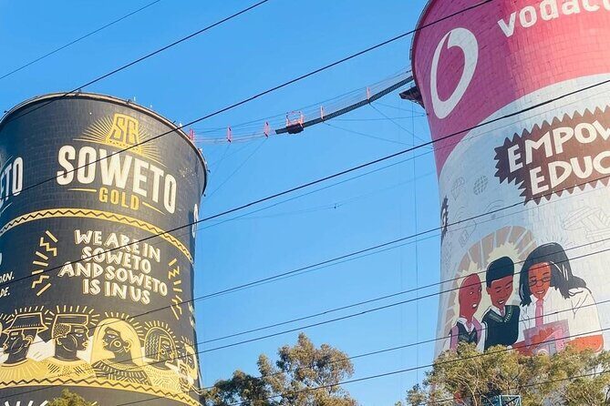 Full-Day Guided Tour of Soweto, Johannesburg and Apartheid Museum - Key Points