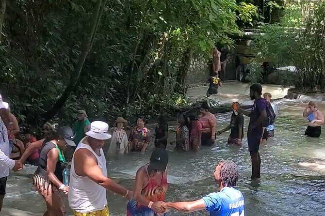Full-Day Guided Tour to Dunns River Falls & shopping with lunch - Exploring a Guided Full-Day Tour to Dunn’s River Falls & Shopping with Lunch