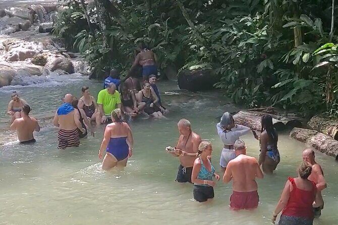 Full-Day Guided Tour to Dunns River Falls & shopping with lunch - What the Tour Includes and How It Works