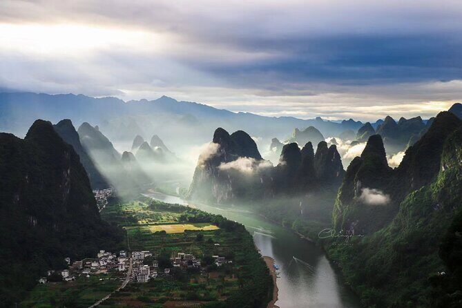 Full-Day Guilin Li-River Cruise and Yangshuo Xianggong hill Private Day Tour - The Itinerary Breakdown