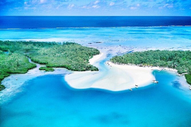Full Day Ile aux Cerfs Speedboat Trip With Hotel Transfers (Private or Shared) - Final Thoughts: Who Will Love This Tour?