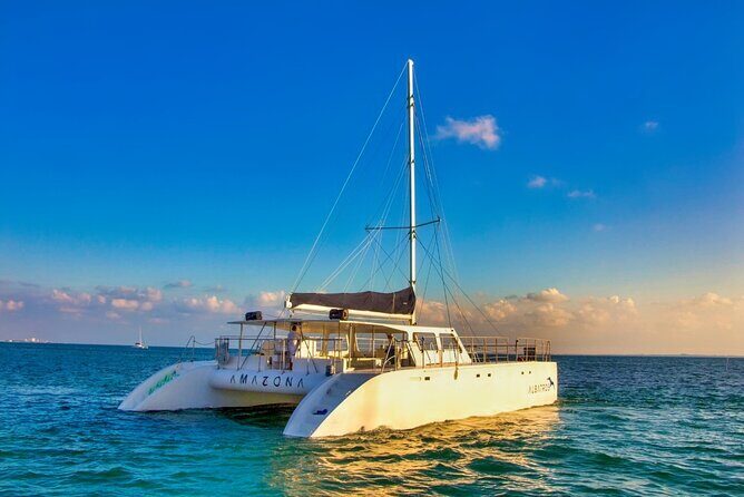 Full-Day Isla Mujeres Catamaran Cruise with Snorkeling & Beach Club - Who Should Consider This Tour?