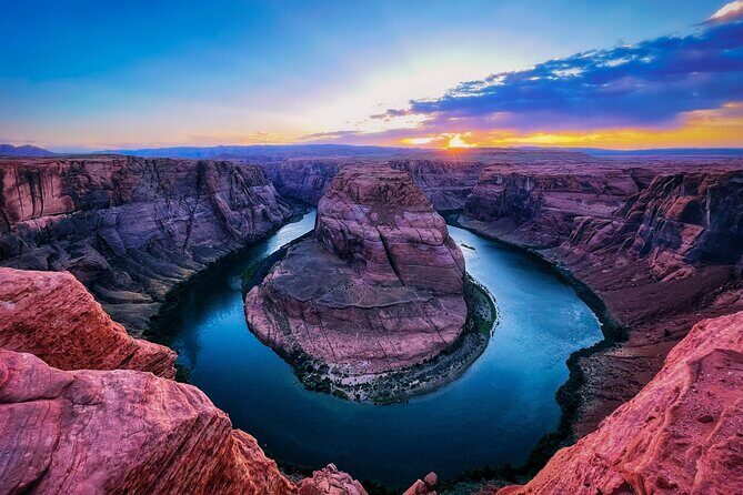 Full Day Lower Antelope Canyon and Horseshoe Bend in Las Vegas - Transportation and Guides — The Heart of the Experience