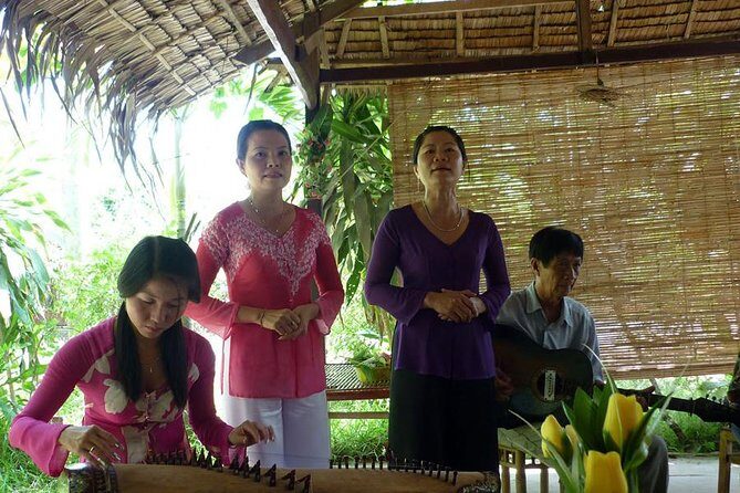 Full-day Mekong Delta and My Tho tour from Ho Chi Minh City - Transportation and Group Size