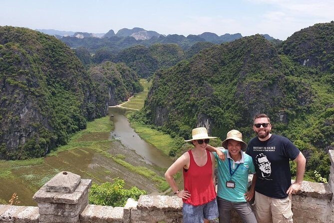 Full-Day Ninh Binh Highlights Tour from Hanoi - Guided Tours with Enthusiastic Guides
