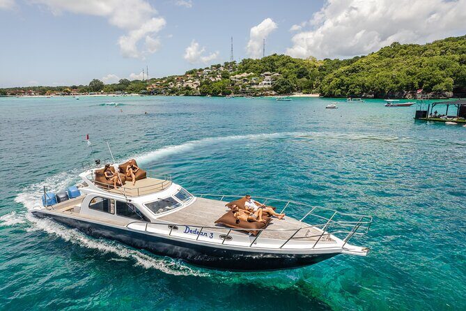 Full Day Nusa Penida by Honey Milk Yacht 13 meters - Encountering Manta Rays