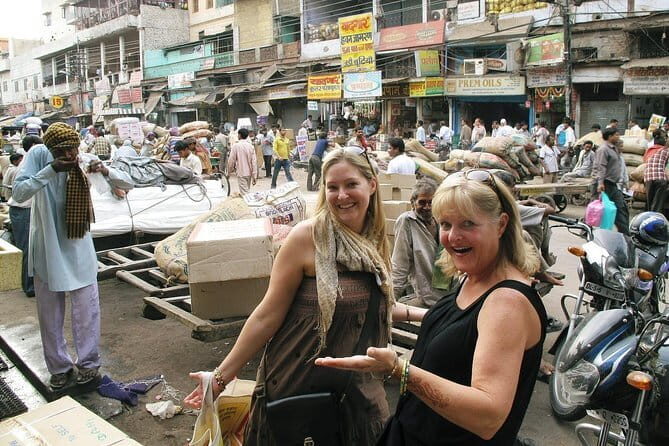 Full day old and new delhi city tour (8 Hours) - Practical Details: What to Expect