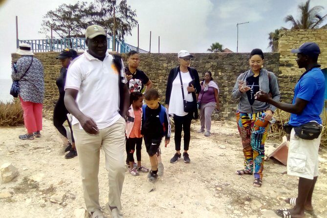 Full-Day PINK LAKE and FISHING VILLAGE combination - Key Points