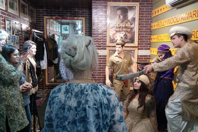 Full Day Private Bollywood Tour with DANCE - FAQs