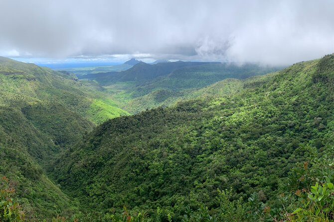 Full Day Private custom Tour with Drive-Guide in Mauritius - The Sum Up
