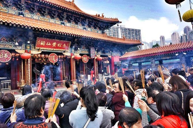 Full-Day Private Customized Walking Tour of Hong Kong - Itinerary Breakdown: How a Typical Day Might Unfold