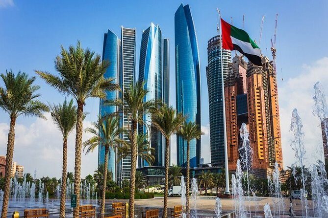 Full-Day Private Guided Tour to Abu Dhabi - The Guide: The Heart of the Experience