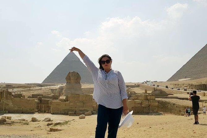 Full-Day Private Guided Tour to Pyramids of Giza Dahshur Sakkara and Memphis - Key Points